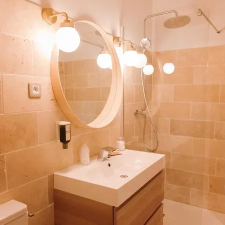 Les D 'agnes - Carmen * オンフルール